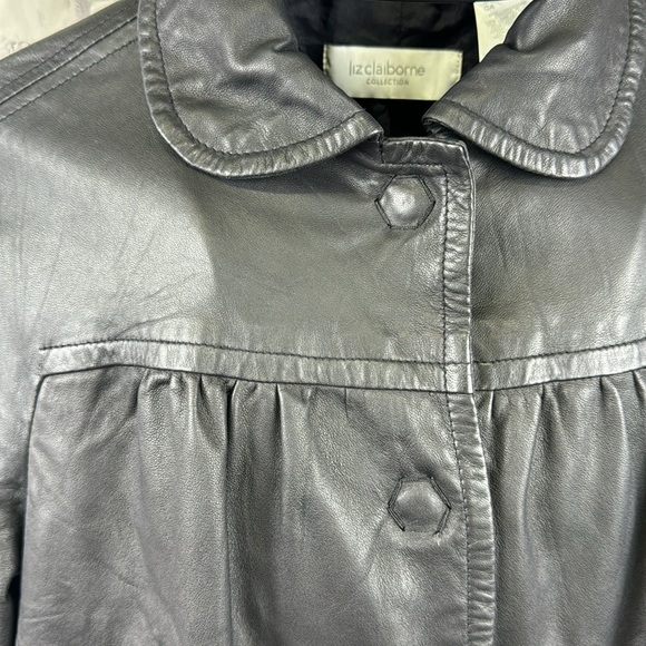 Liz Claiborne Black Lamb Leather Jacket Cropped Snap Front Peter Pan Collar - Picture 3 of 12